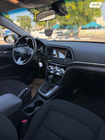 יונדאי אלנטרה