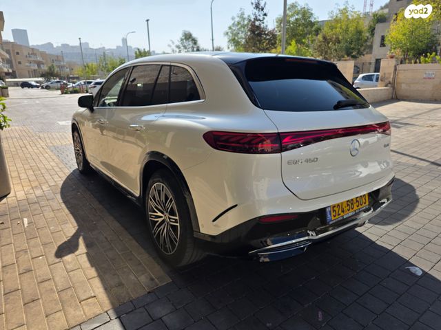 מרצדס-בנץ EQS SUV