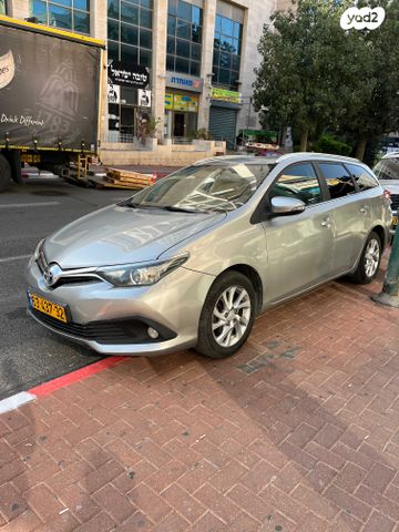 מודעת רכב טויוטה אוריס