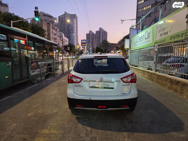 סוזוקי קרוסאובר