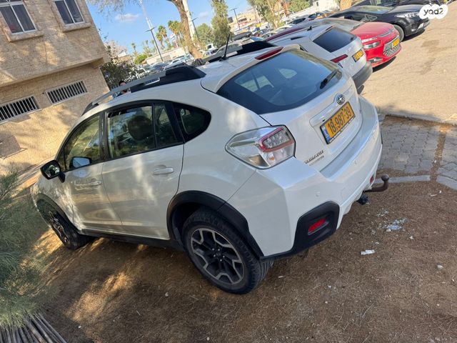 מודעת רכב סובארו XV