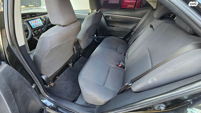 טויוטה קורולה