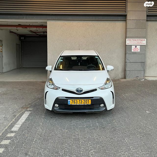 מודעת רכב טויוטה פריוס פלוס
