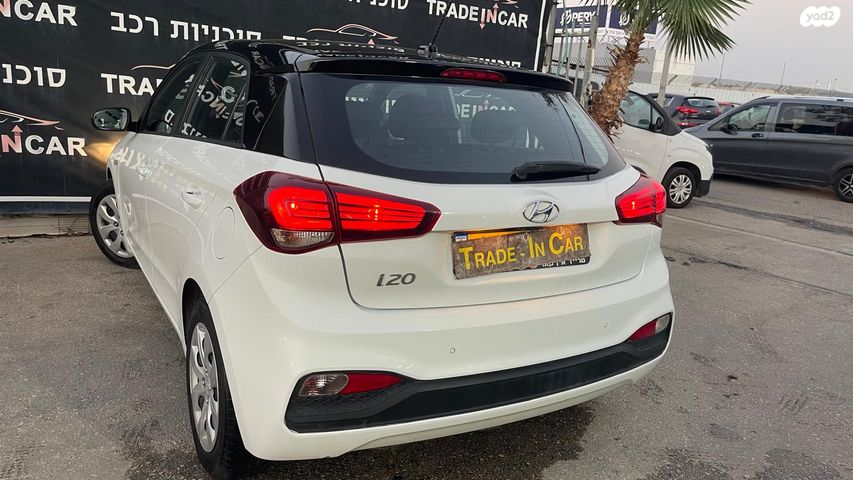 יונדאי i20
