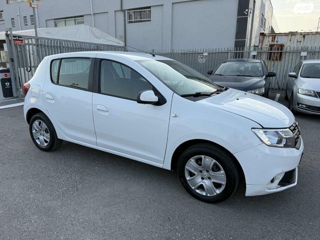 דאצ'יה סנדרו