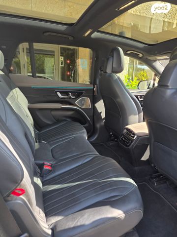 מרצדס-בנץ EQS SUV