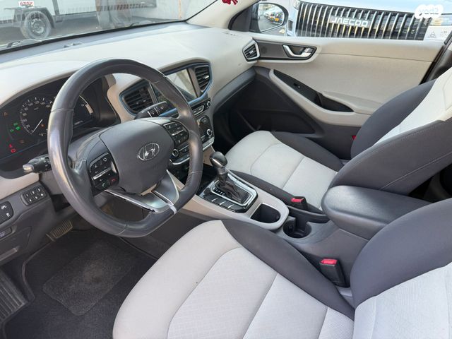 יונדאי איוניק