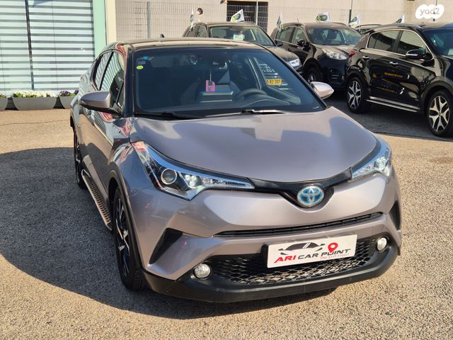 מודעת רכב טויוטה C-HR