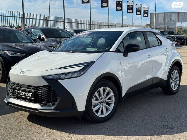 מודעת רכב טויוטה C-HR
