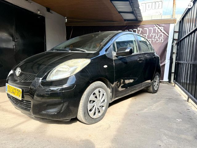 מודעת רכב טויוטה יאריס