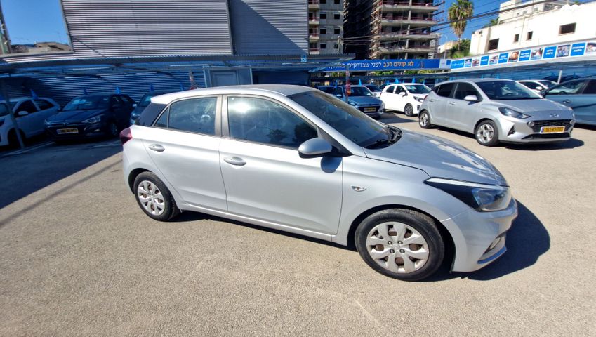 מודעת רכב יונדאי i20
