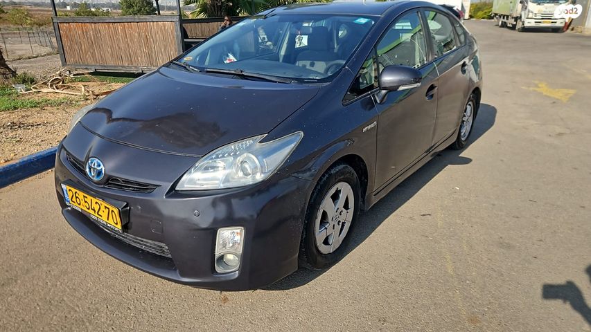 מודעת רכב טויוטה פריוס