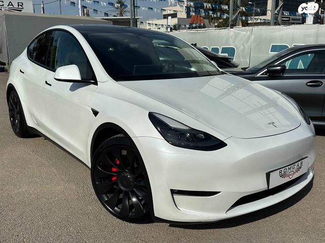 מודעת רכב טסלה מודל Y