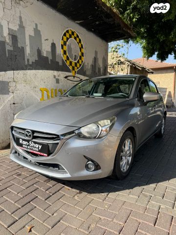 מודעת רכב מאזדה 2