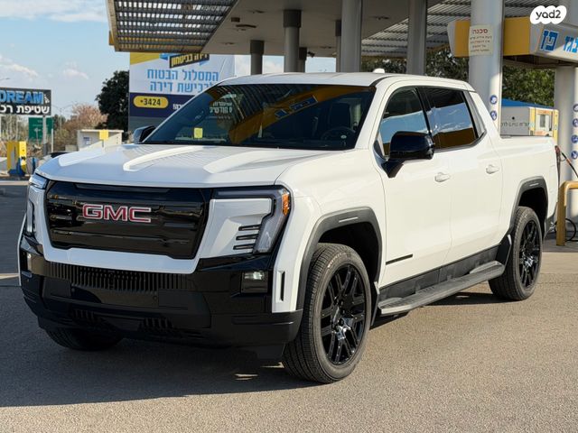 מודעת רכב ג'י.אם.סי סיירה EV  