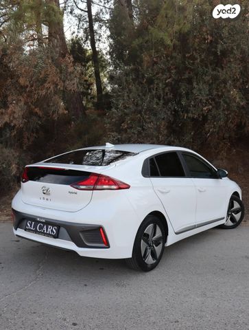 יונדאי איוניק