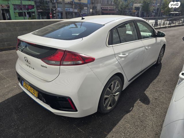 מודעת רכב יונדאי איוניק