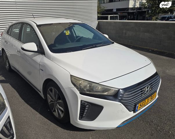 יונדאי איוניק