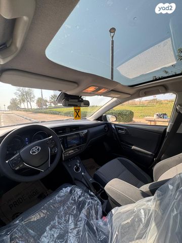 טויוטה אוריס