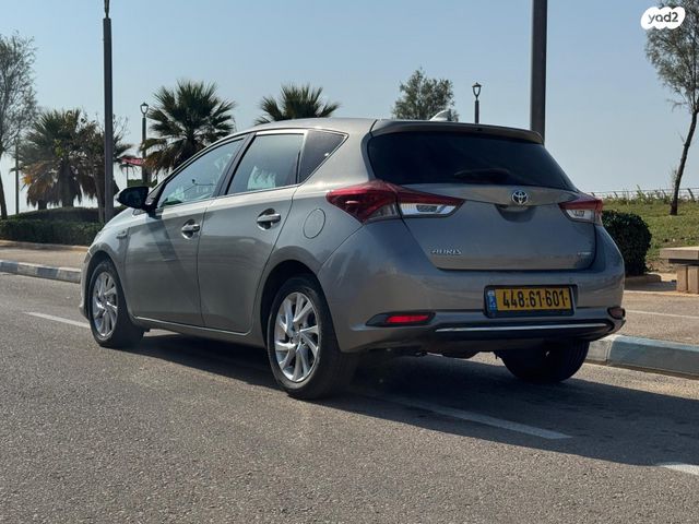 טויוטה אוריס