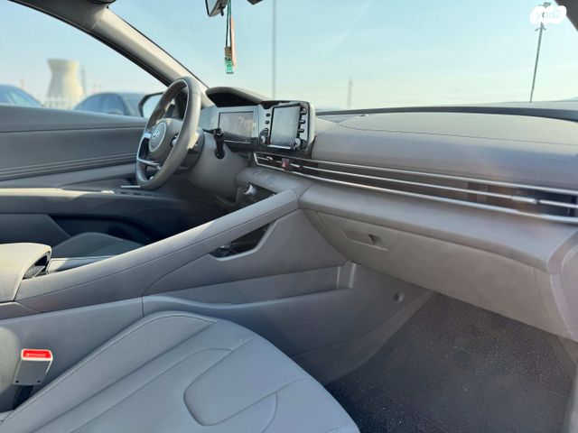 יונדאי אלנטרה