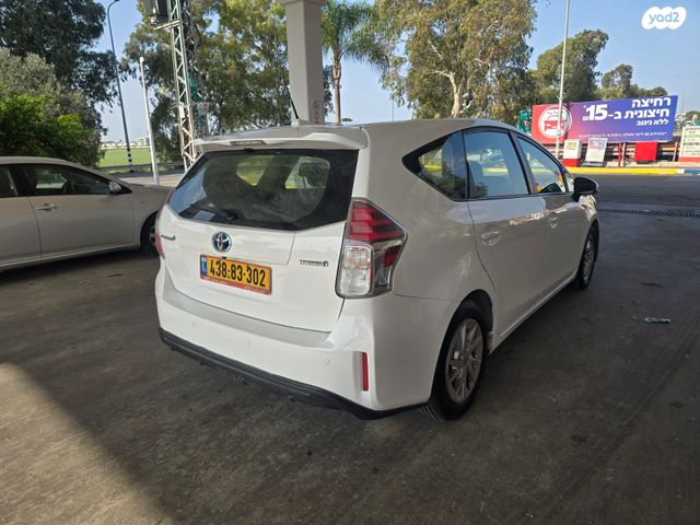 טויוטה פריוס פלוס