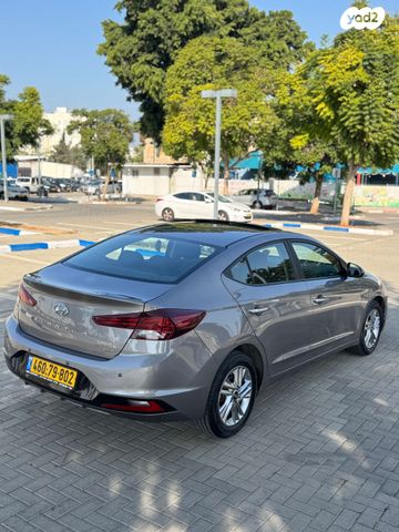 יונדאי אלנטרה