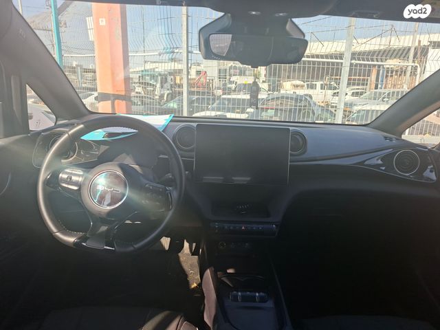 בי.ווי.די דולפין