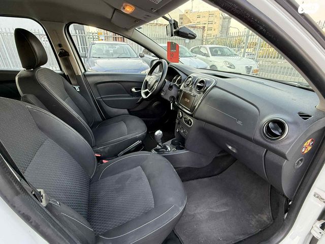 דאצ'יה סנדרו