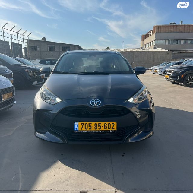 מודעת רכב טויוטה יאריס