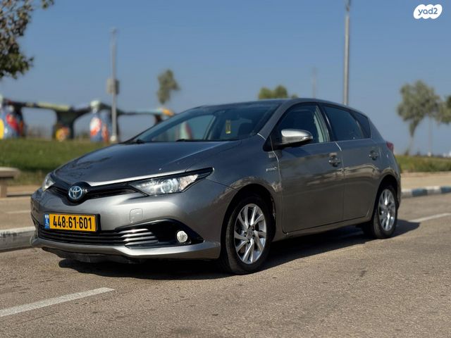 מודעת רכב טויוטה אוריס