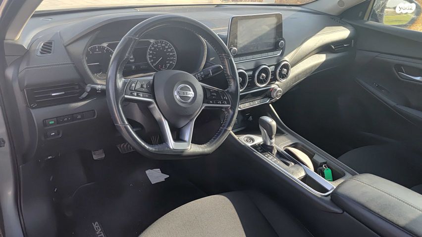 ניסאן סנטרה