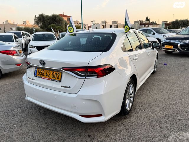 מודעת רכב טויוטה קורולה