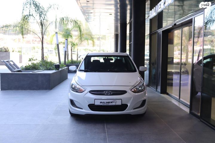 יונדאי אקסנט i25