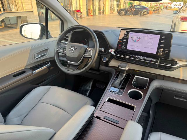 טויוטה סיינה