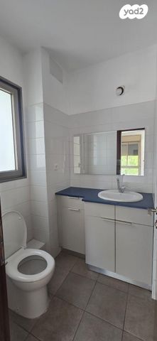 דירה, דרך אילות 3, גנים א', גני תקווה