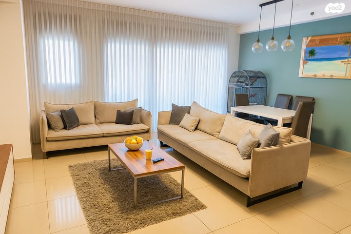 אהרון מזיא 1