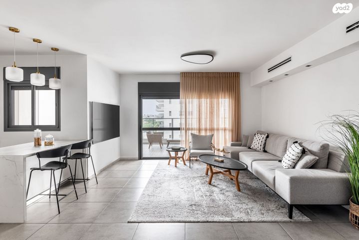 גג/ פנטהאוז, שדרות יצחק רבין 13, רמת אמיר, קדימה צורן