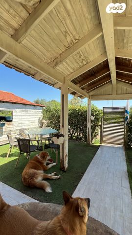 בית פרטי/ קוטג', גולן 1, שאר העיר, בני יהודה