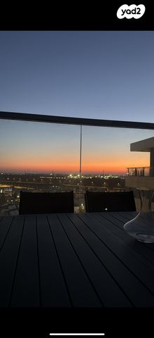 הנרייטה סאלד 8