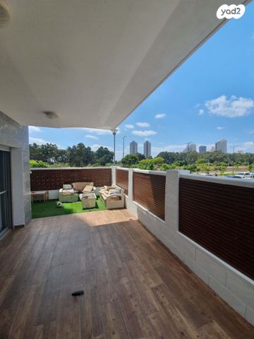 דירת גן, שדרות האגמים 5, אגמים, נתניה