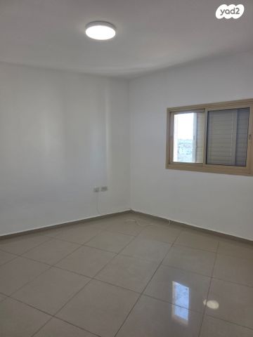 דירה, רמת הגולן 3, רובע ד', אריאל