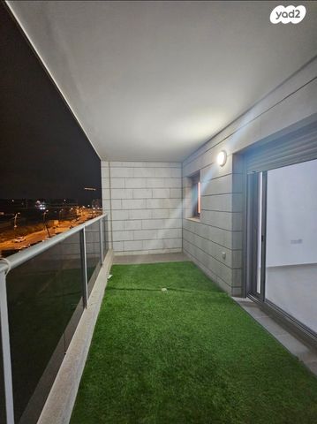 דירה, נעמי שמר 4, נאות אפק, אפקה, קרית ביאליק