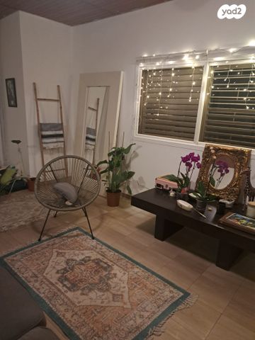 דירה, שלום עליכם 33, הצפון הישן - דרום, תל אביב יפו