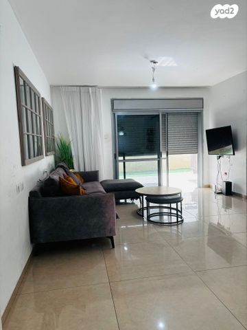 דירת גן, קידה 10, החורש, נתיבות