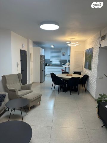 דירת גן, שדרות בן גוריון 13, נווה סביון, אור יהודה