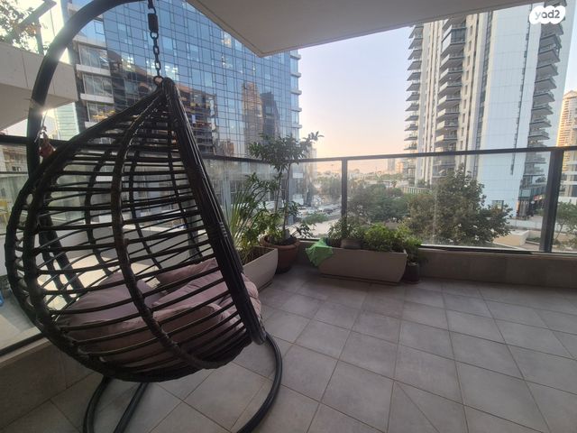 דירה, אריאל שרון 6, סיטי, גבעתיים