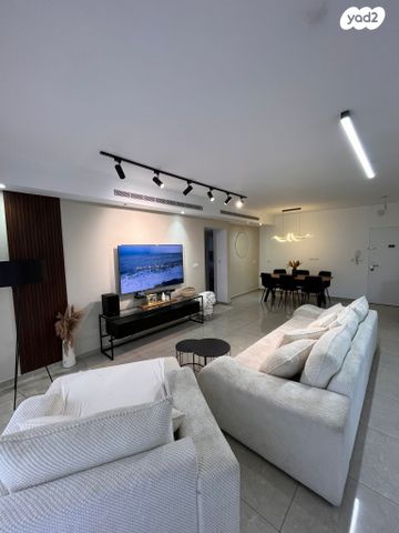 דירה, אבא הלל סילבר 17, נאות הרצל, נתניה