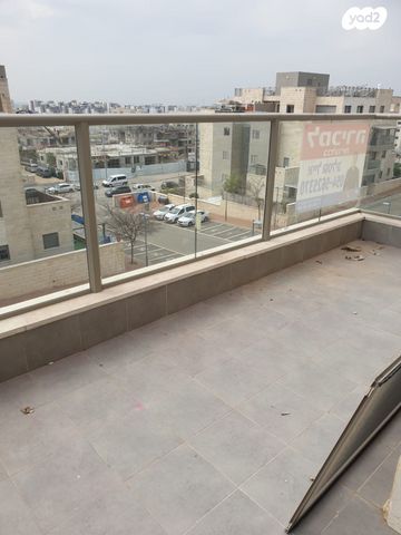 דירה, מרגלית 6, אבני חן, חריש