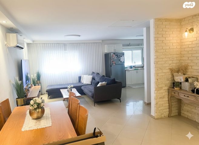 בית פרטי/ קוטג', הר אדמון 20, בימת תל חי / מורדות הרי נפתלי, קרית שמונה